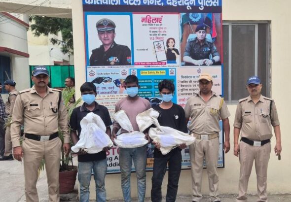 पटेलनगर क्षेत्र में हुई चोरी की घटना का दून पुलिस ने किया खुलासा
