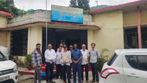 मल्लिकार्जुन खड़गे के हल्द्वानी कार्यक्रम के मंच के कथित “शुद्धीकरण” पर कांग्रेस का विरोध, थाना यमकेश्वर में सौंपा ज्ञापन