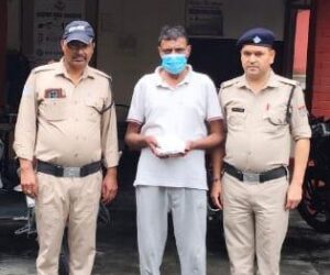 80 लाख की स्मैक के साथ नशा तस्कर गिरफ्तार