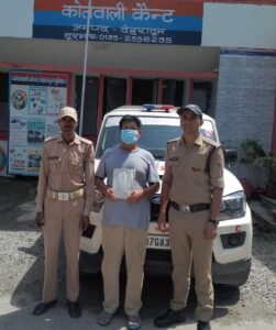 कैंट पुलिस ने अवैध सट्टा लगाते एक व्यक्ति को किया गिरफ्तार