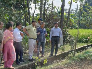सीडीओ अभिनव शाह ने विकासनगर के चार गांवों में पहुंचकर किया फसल का स्थलीय निरीक्षण, किसानों से संवाद कर जानीं समस्याएं