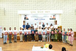 नव नियुक्त कार्मिक सेवाभाव, संवेदनशीलता और समर्पण के साथ निभाएं जिम्मेदारी – मुख्यमंत्री